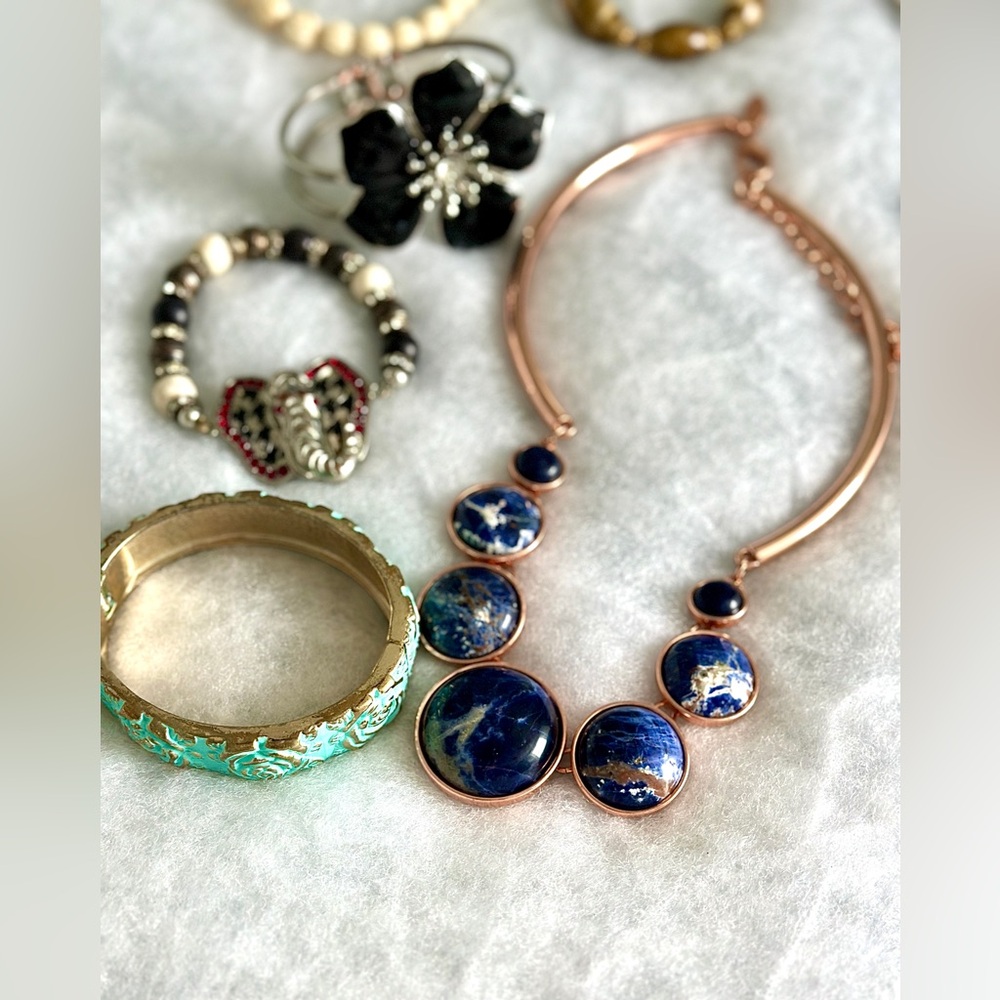 Jewelry Lot Necklaces Bracelets Brooches 23 Pieces VTG, Costume, Designer, Craft